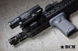 Přední rukojeť BCM GUNFIGHTER Vertical Grip - KeyMod - s úložným prostorem - černá Bravo Company