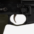 Magpul vylepšený polymerový lučík - AR-15, olivový